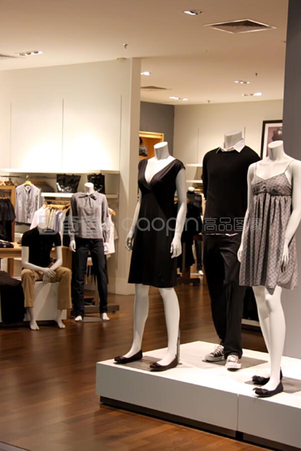 時裝與服裝服飾零售 行業(yè)趨勢與市場機遇